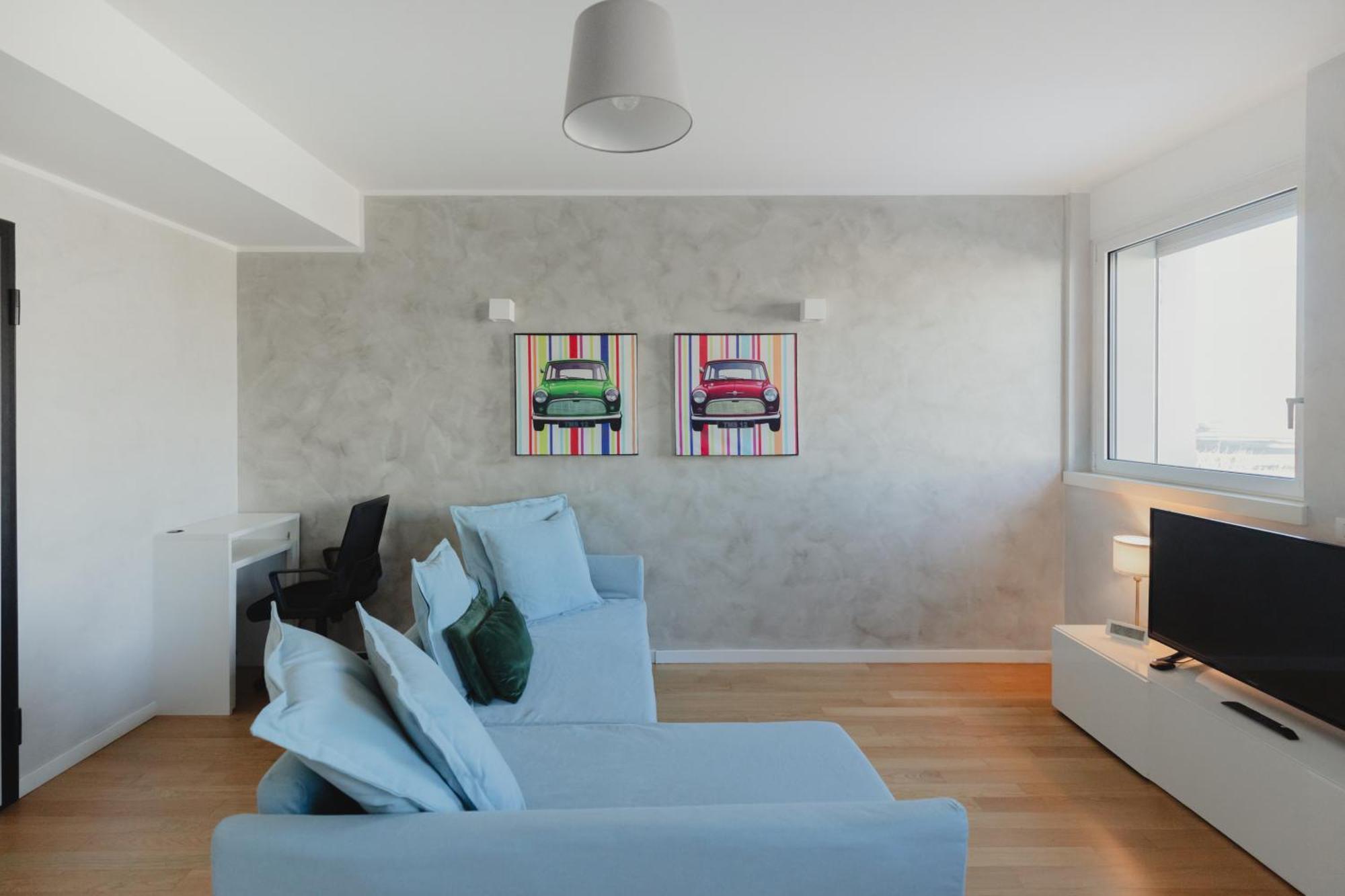 Gohost - Modern Apartments With Private Terrace Near Duomo Appartement